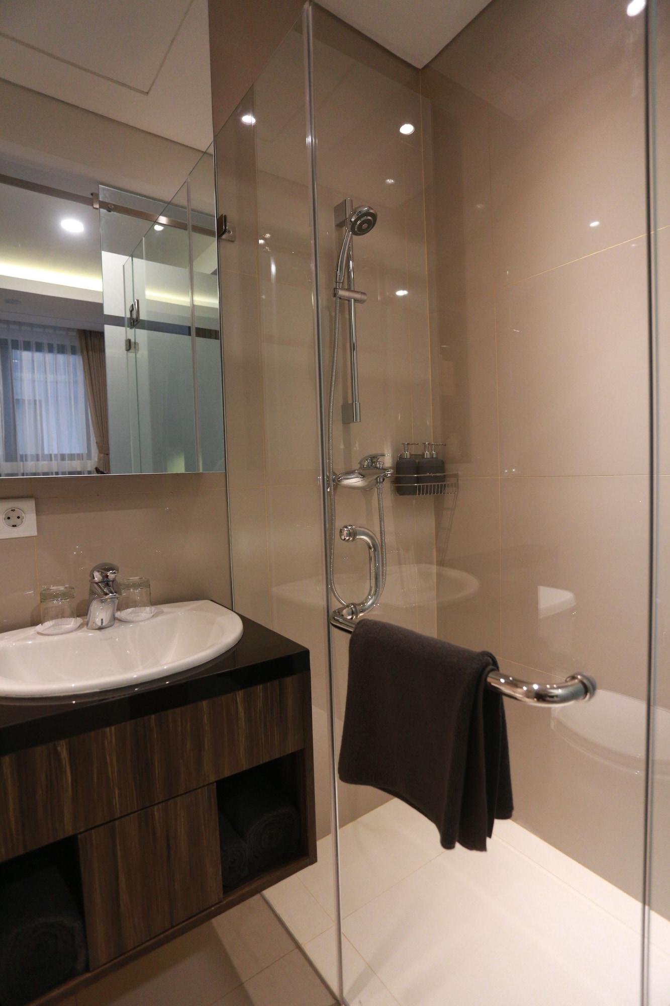 S7 Suites Gandaria Jakarta Extérieur photo