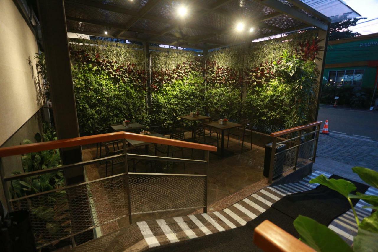 S7 Suites Gandaria Jakarta Extérieur photo